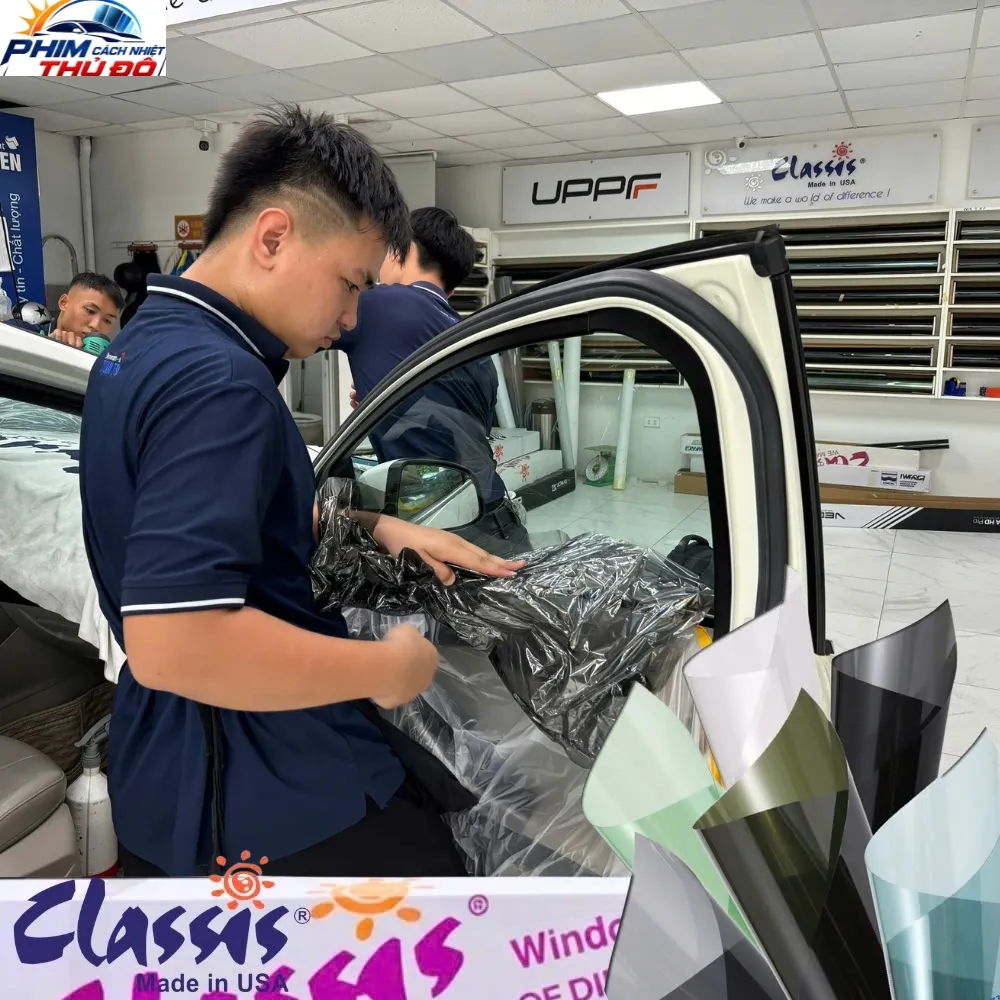 Dán Phim Cách Nhiệt Classis Gói Super Film Cho Xe Ford Fiesta – Kính lái mã Spectra35 - Kính sườn và hậu mã Black20, Black10