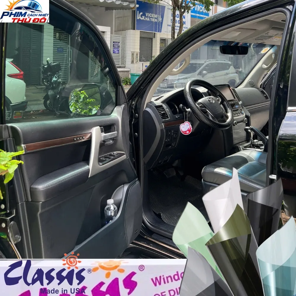 Dán Phim Cách Nhiệt Classis Gói Super Film Cho Xe Ford Everest – Kính lái mã Spectra35 - Kính sườn và hậu mã Black20, Black10