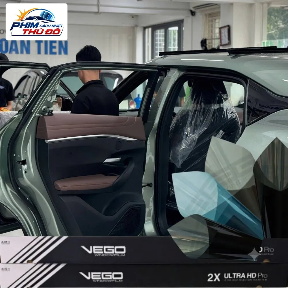 Dán phim cách nhiệt Vego Malaysia cho Toyota Yaris Cross (Gói VIP: Kính lái Top 70 Pro + Kính sườn & Hậu Top 20 Pro)